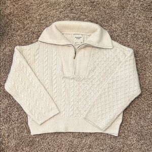 Abercrombie & Fitch Ivory Cable Knit Sweater